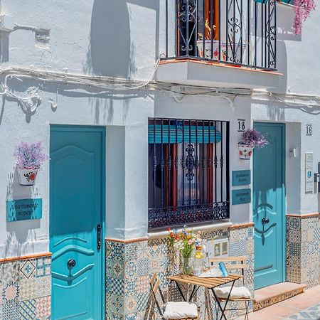 Casa De La Montana Apartments Sayalonga Екстериор снимка