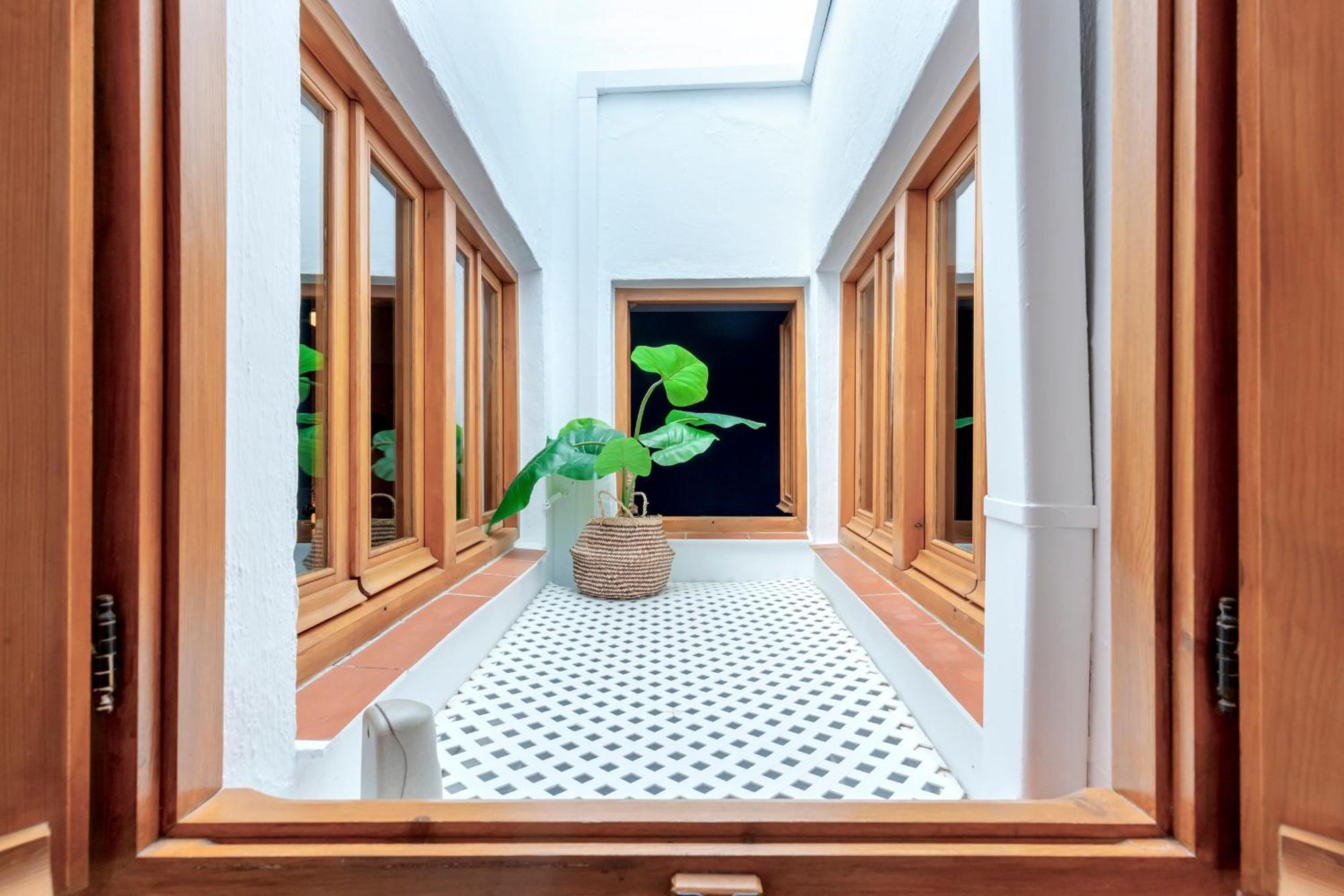 Casa De La Montana Apartments Sayalonga Екстериор снимка