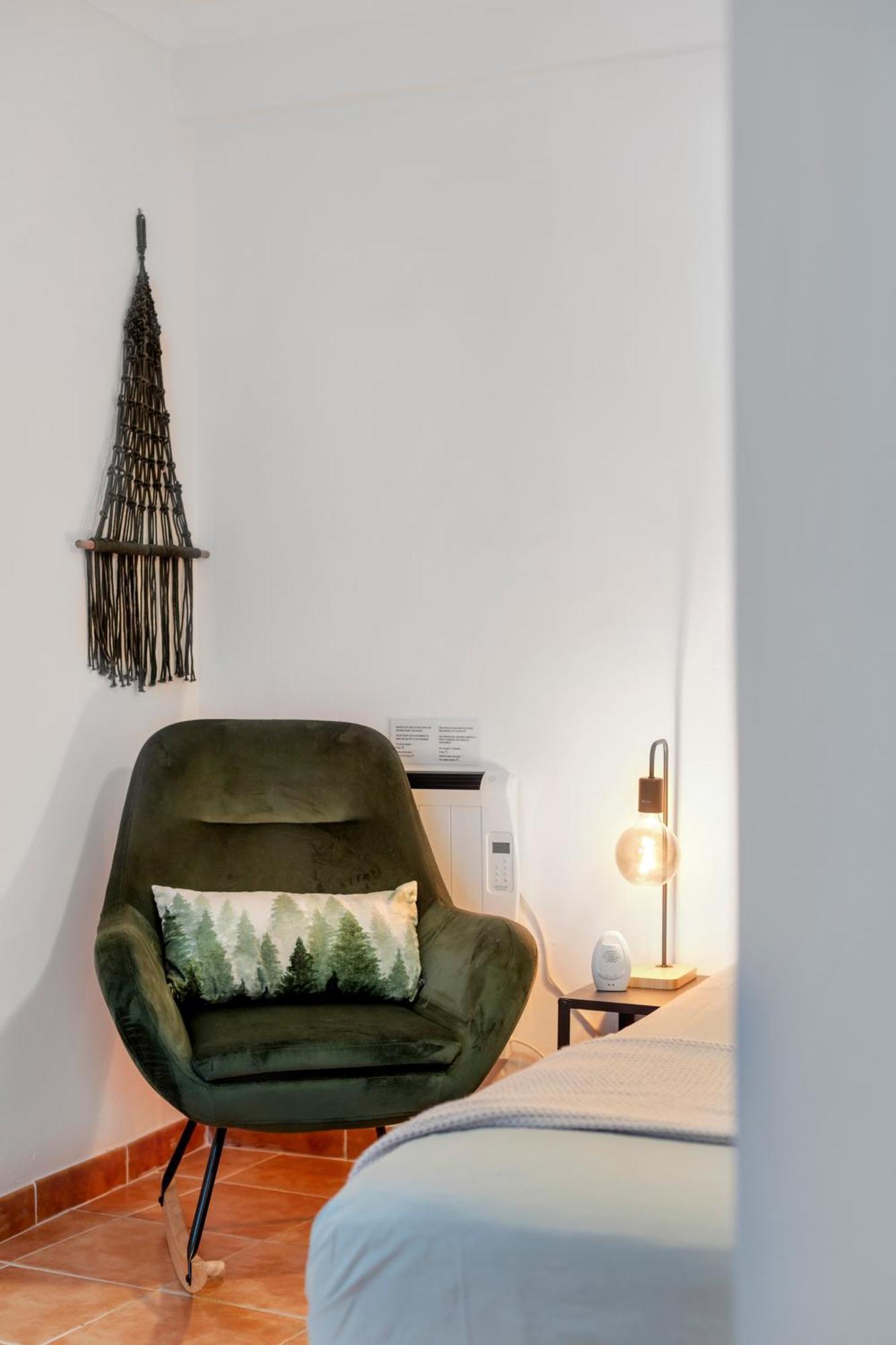Casa De La Montana Apartments Sayalonga Екстериор снимка